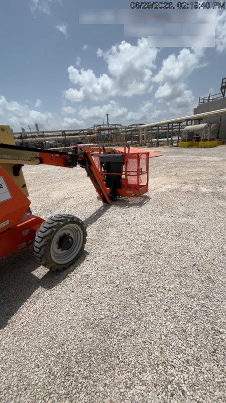 2022 JLG 340AJ