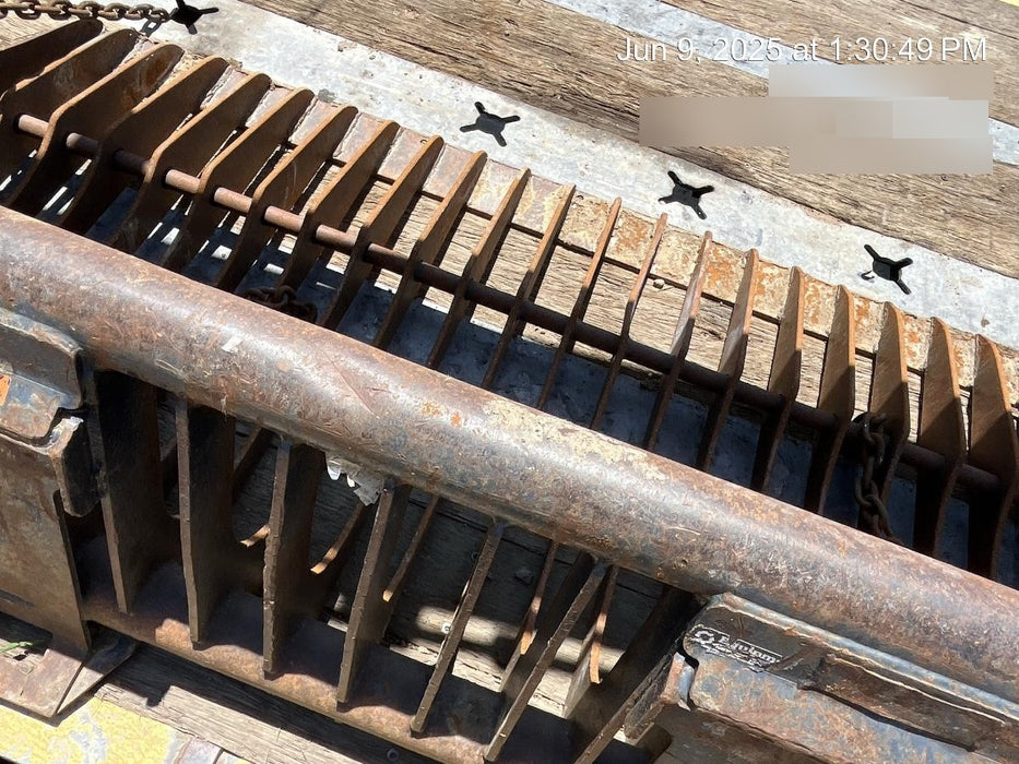 2019 BOBCAT 74" Rock Bucket - Bobcat