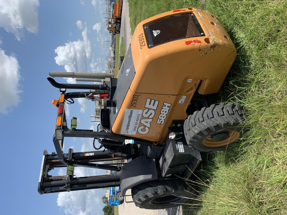 2019 CASE 588H