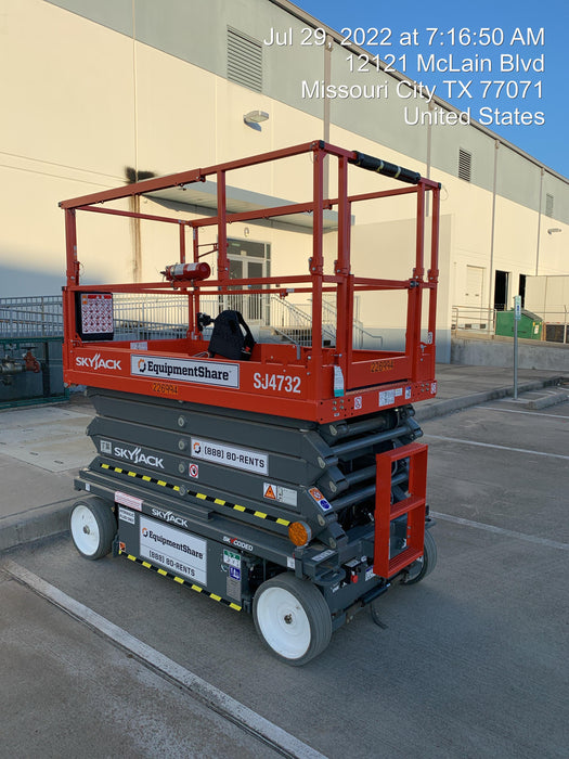 2022 SKYJACK SJ4732