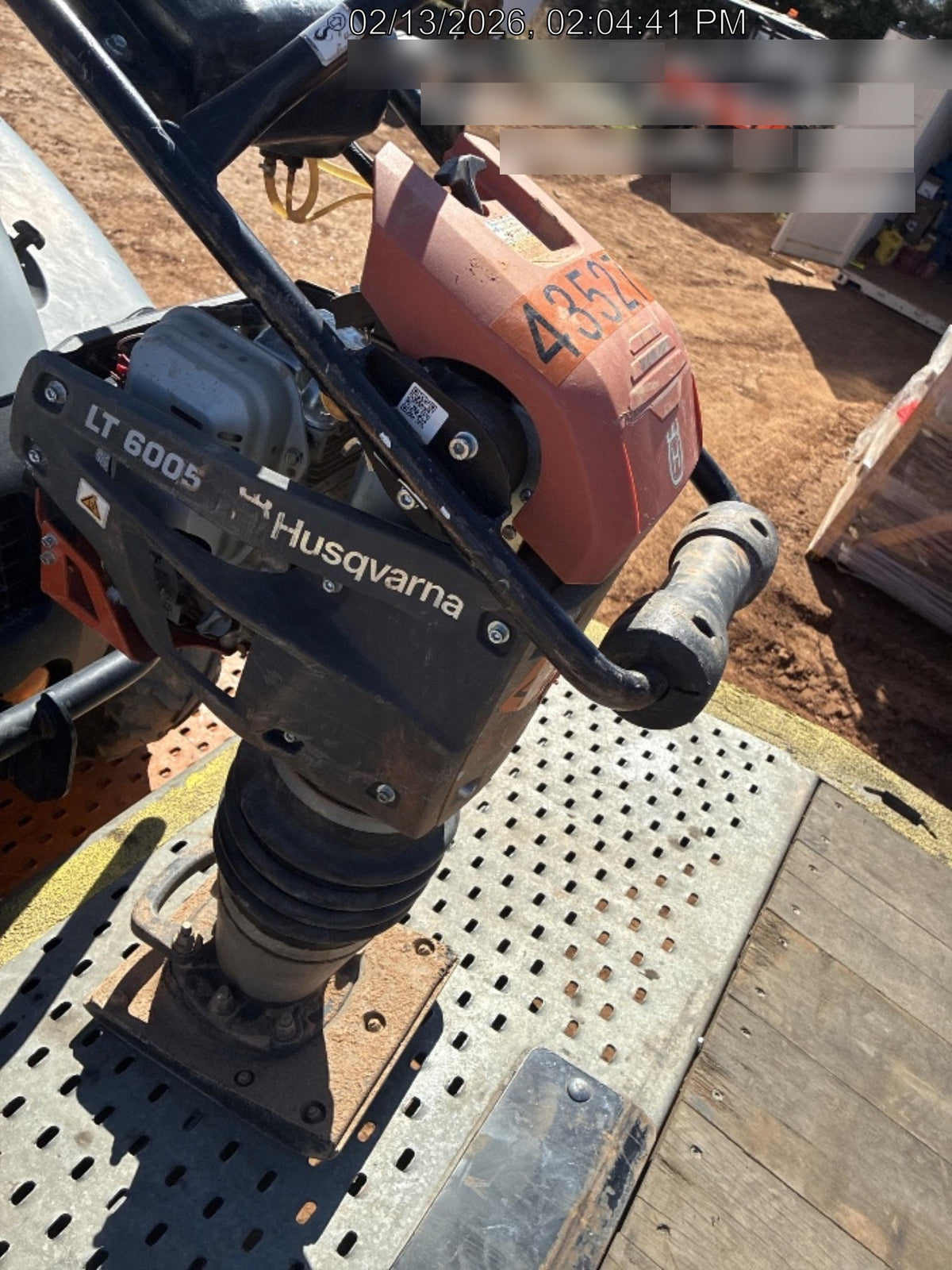 2025 HUSQVARNA LT6005