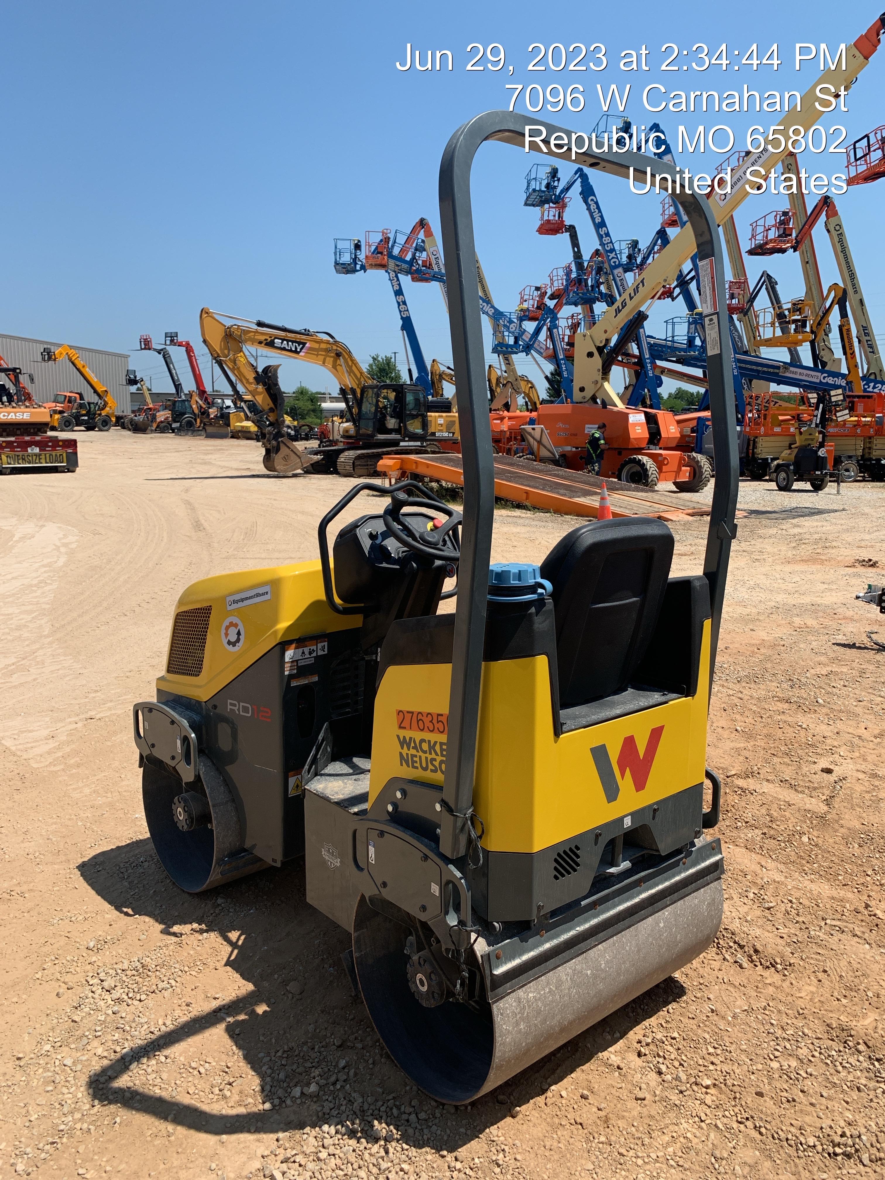 2023 WACKER NEUSON RD12A