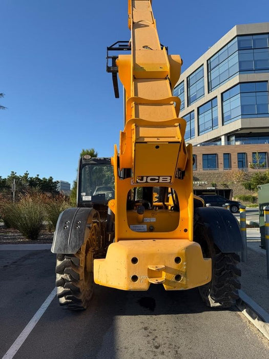 2019 JCB 512-56