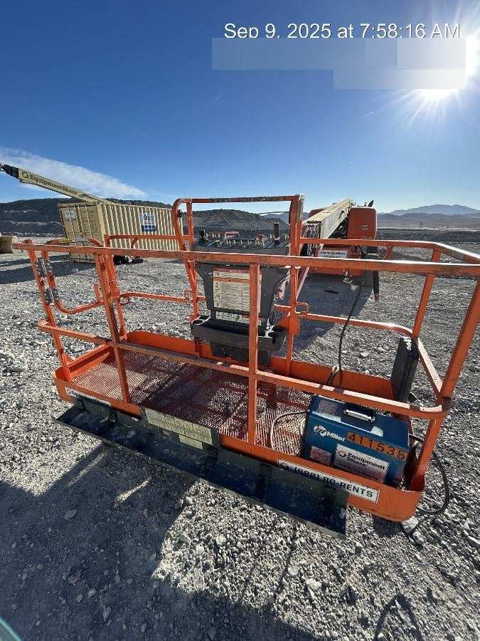 2021 JLG 660SJ