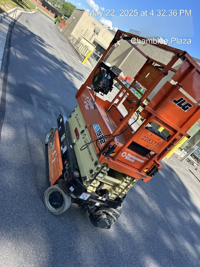 2022 JLG ES1932
