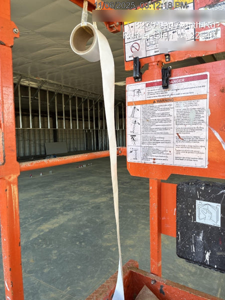 2023 JLG ES1932