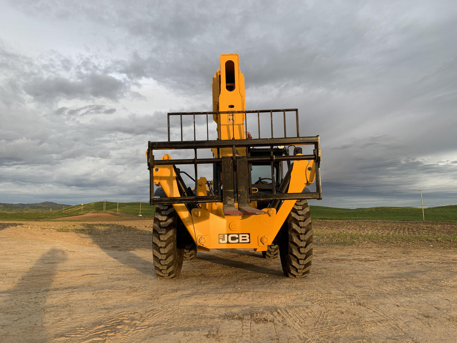 2021 JCB 510-56