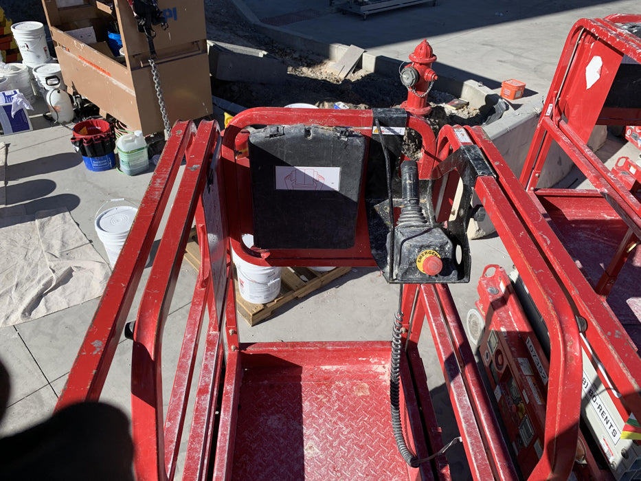 2020 MEC 1330SE Solid NM Tires, Steel Swing out Doors, LCS, Beacon, 900W Inverter