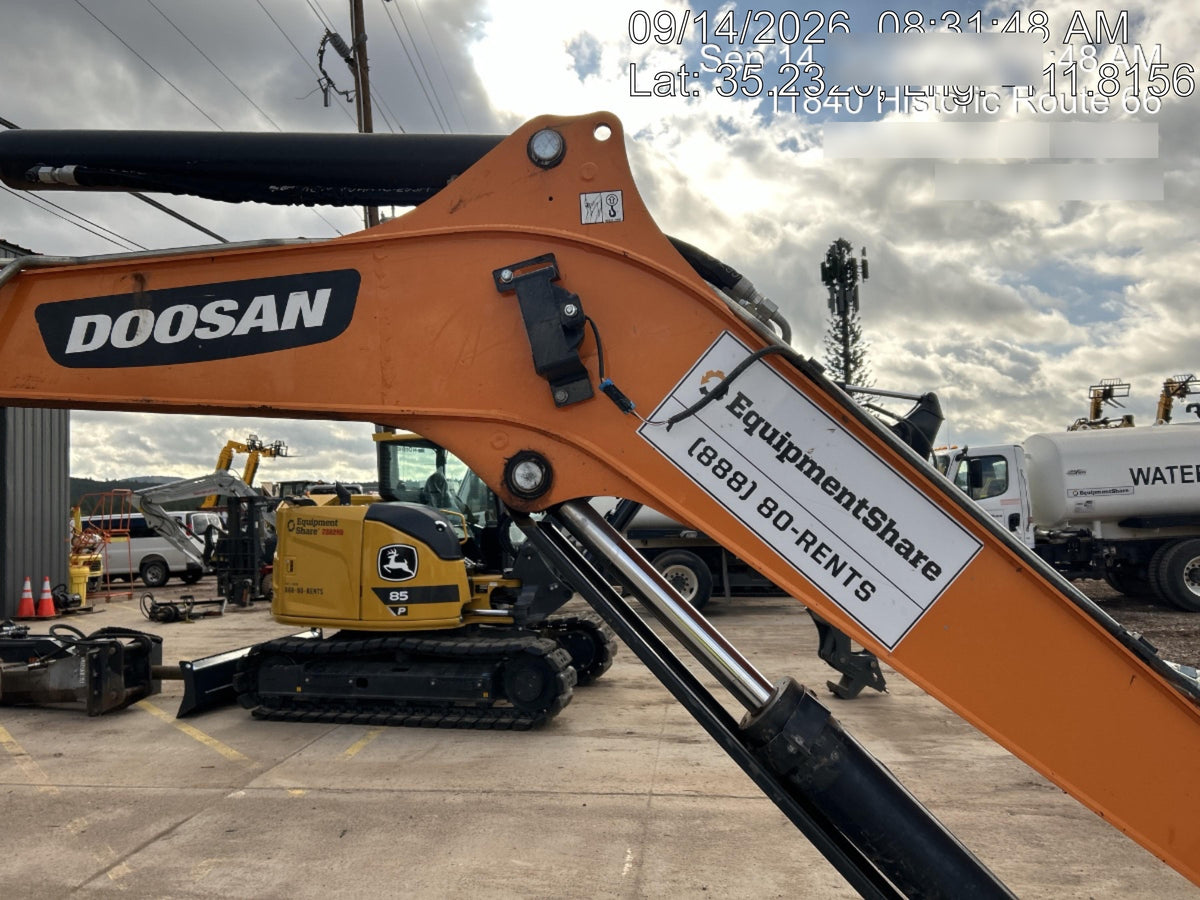 2019 DOOSAN DX50-5