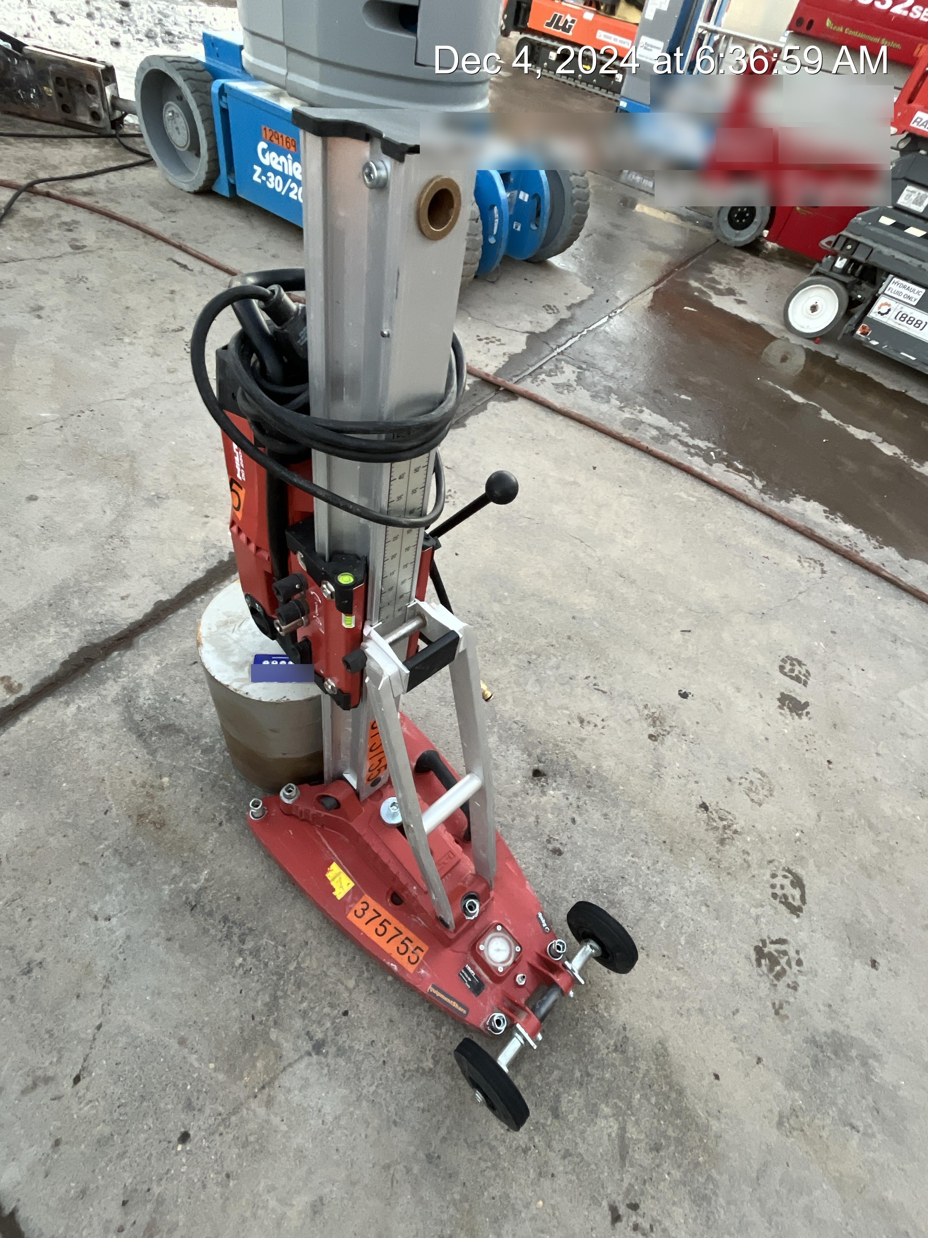 2023 HILTI DD250E