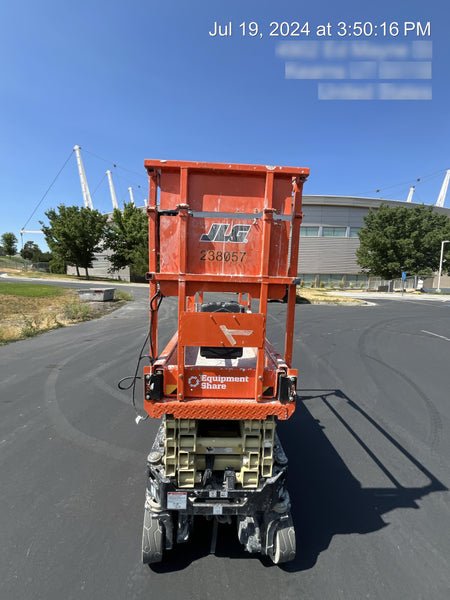 2022 JLG ES1932