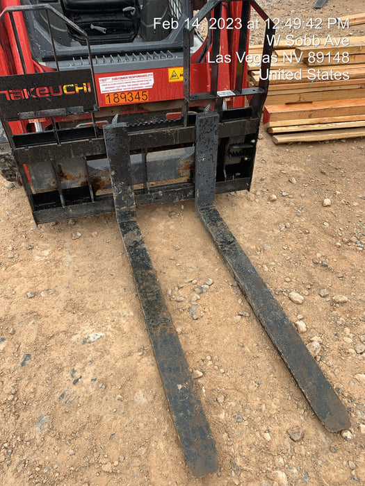 2021 TAKEUCHI 48" Pallet Forks - Takeuchi