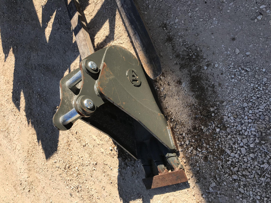 2019 Genie GTH-1056 Cab/Heat/AC, Solid RT Tires, LED Work Lights, Beacon 60" QA Carriage, 60" Forks