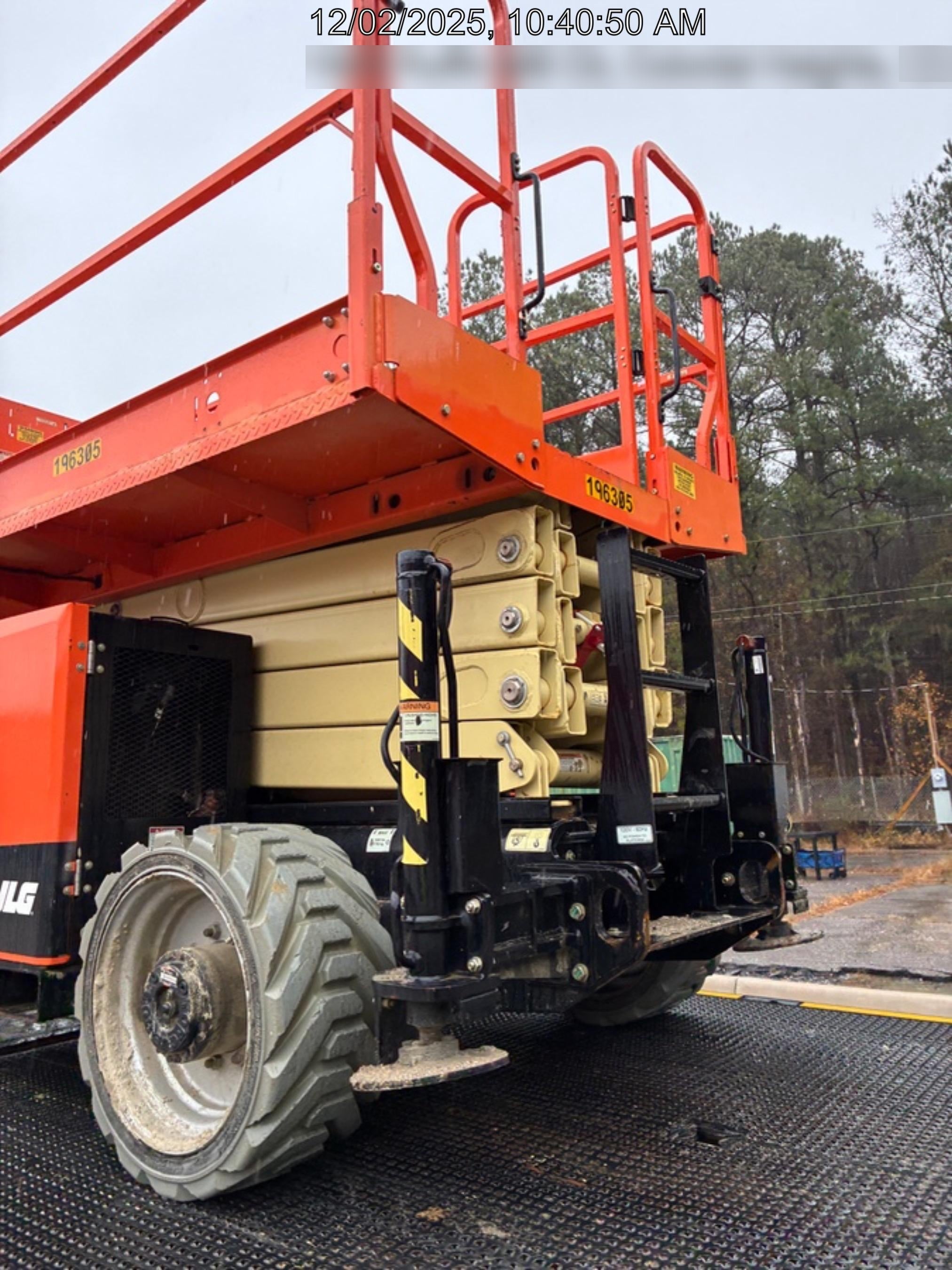 2021 JLG RT4069