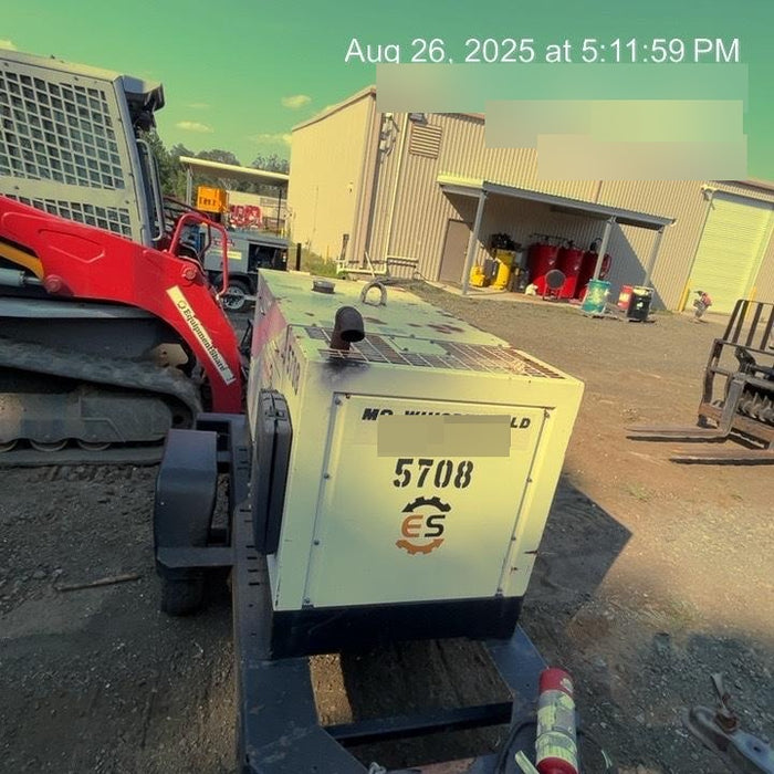 2017 Multiquip DLW400ESA4 MultiQuip 400 amp Welder, 14kW, 120/240V, T4F Kubota + 100' welding cable set