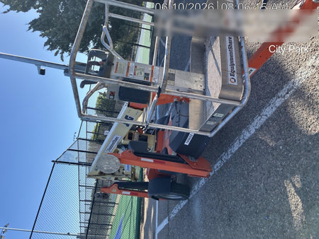2021 JLG T350