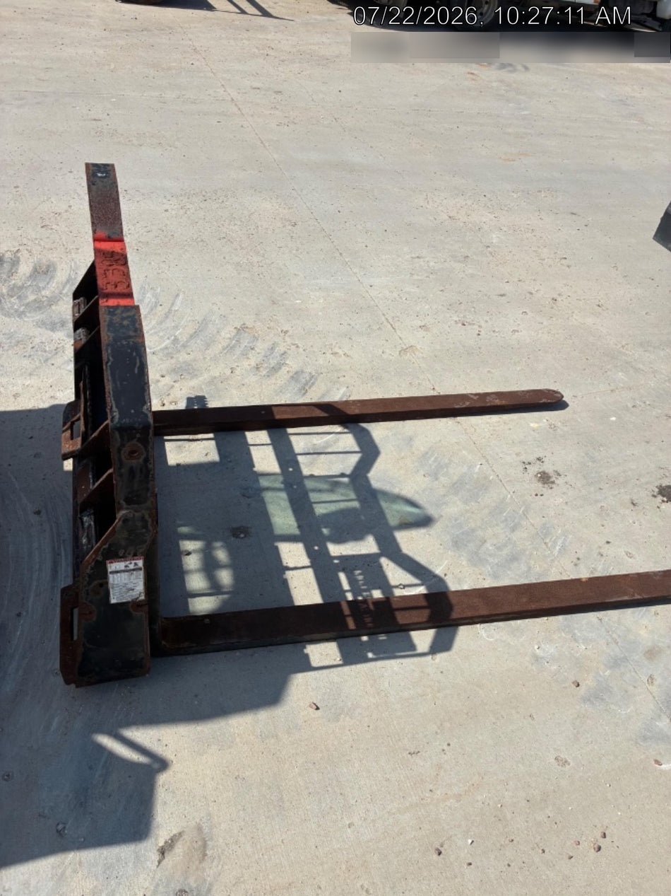 2024 VIRNIG 48" Pallet Forks - Virnig