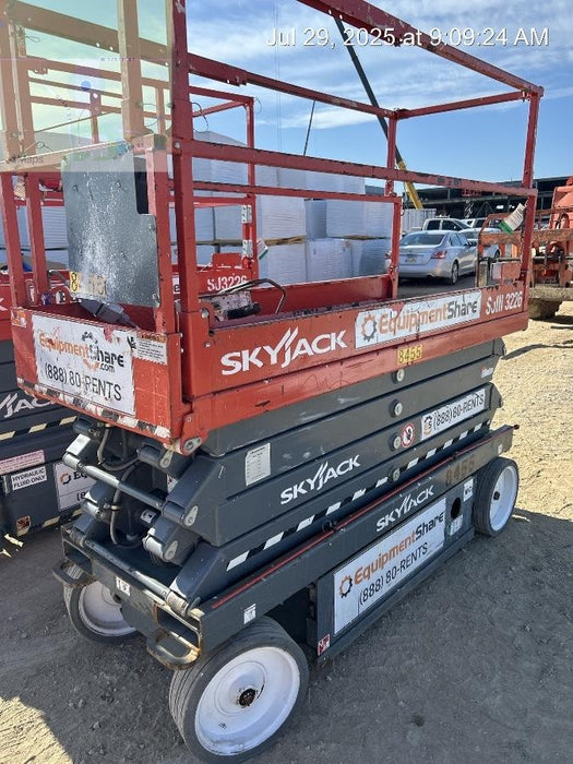 2018 Skyjack SJIII-3226 Skyjack SJIII3226 Scissor Lift w/Trojan Batteries