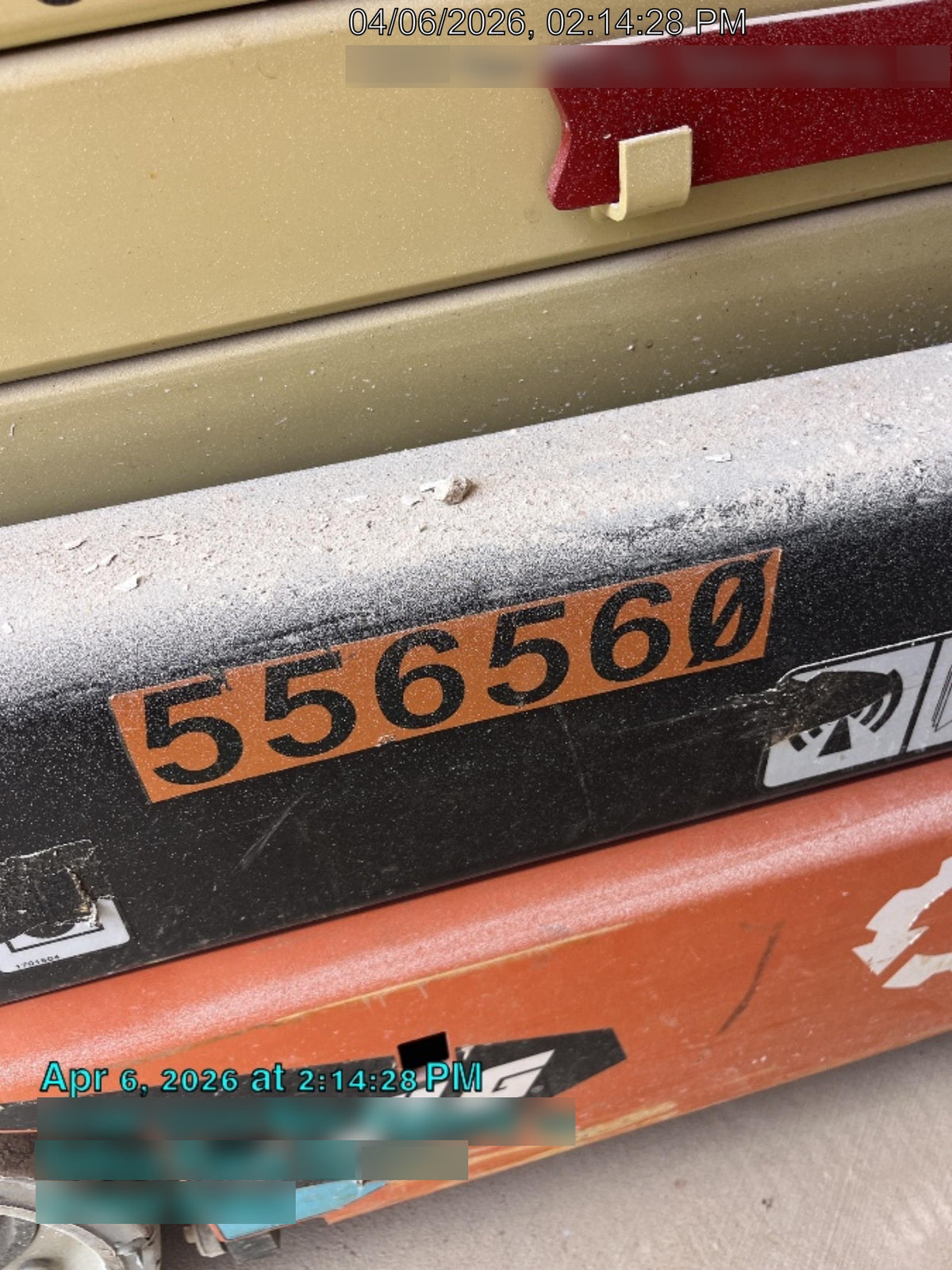 2025 JLG ES1932
