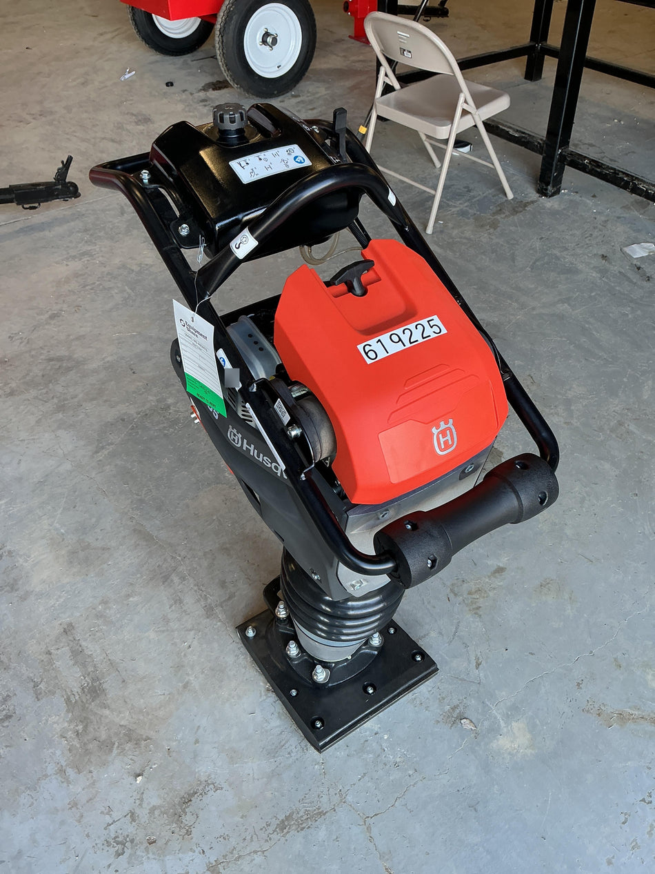 2025 HUSQVARNA LT6005