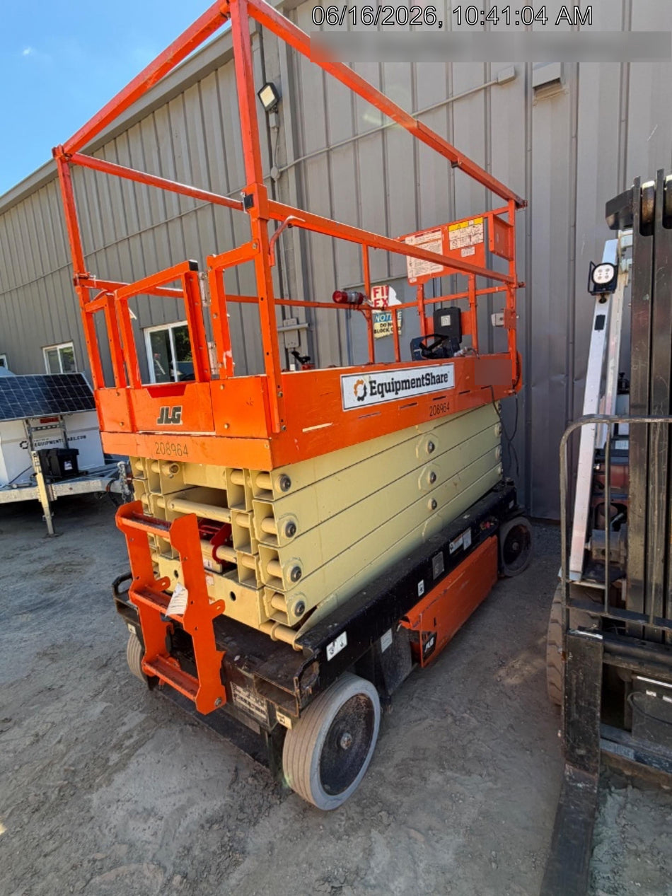 2022 JLG R3246