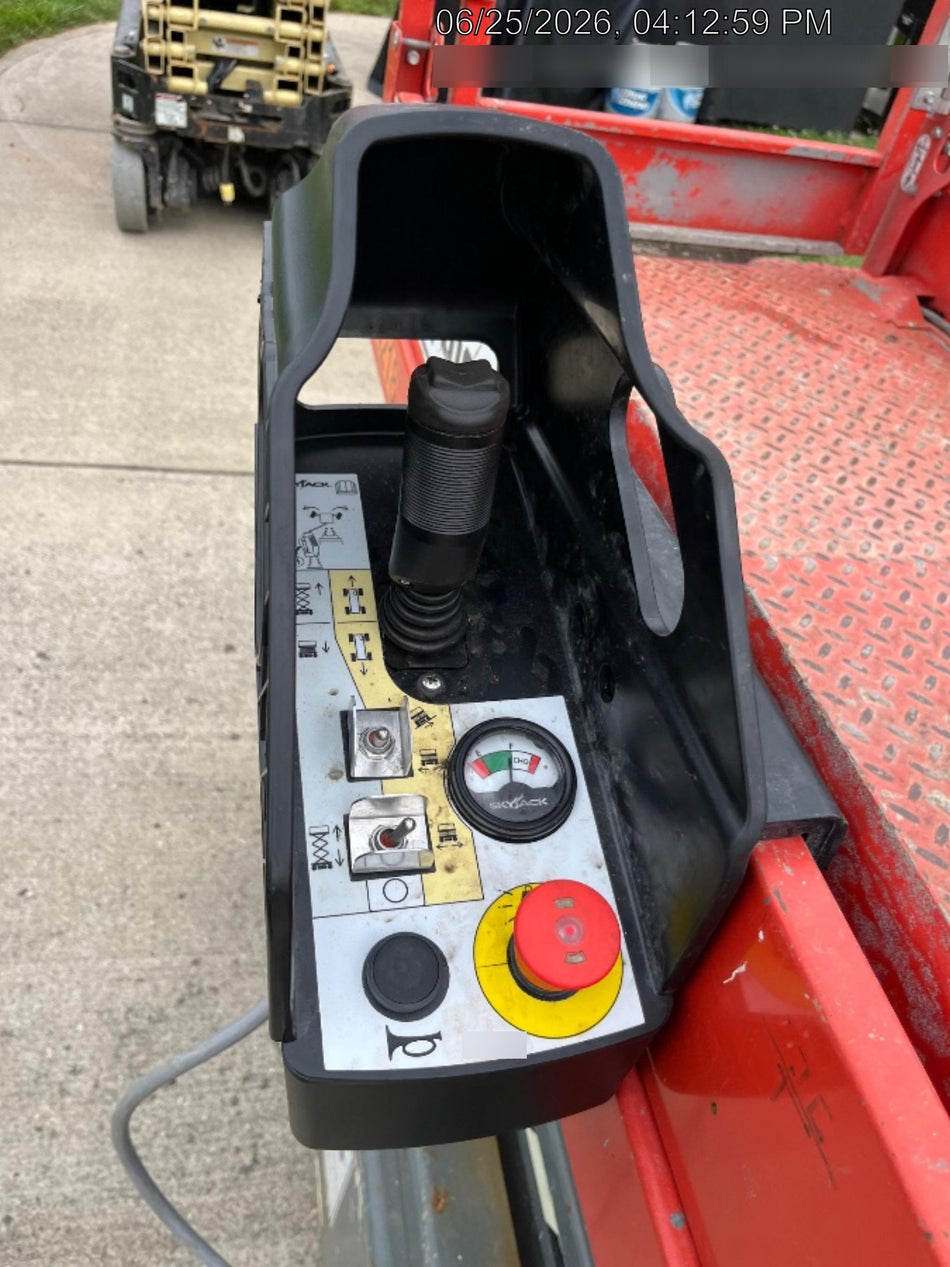 2021 SKYJACK SJ3219