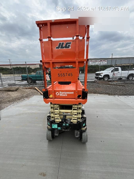 2025 JLG ES1932