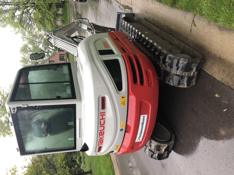 2020 TAKEUCHI TB250-2C