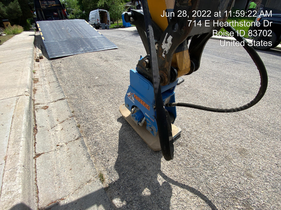 2022 OKADA 12" Plate Compactor - Mini Excavator