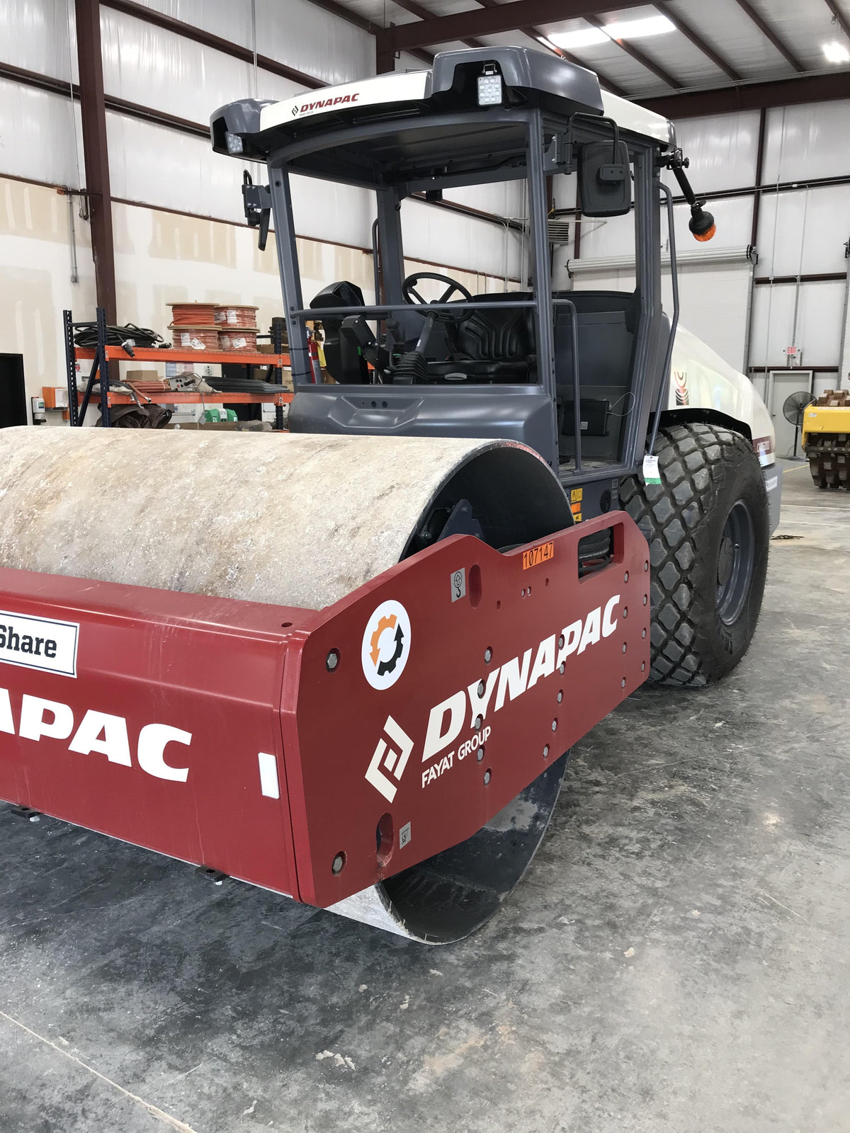 2020 DYNAPAC CA2500D