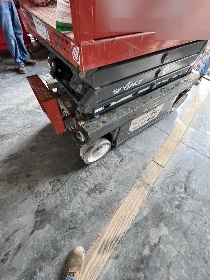 2017 Skyjack SJIII-3219 Skyjack SJ3219, Trojan Battery Set, Extended Warranty 5yr/5k hr