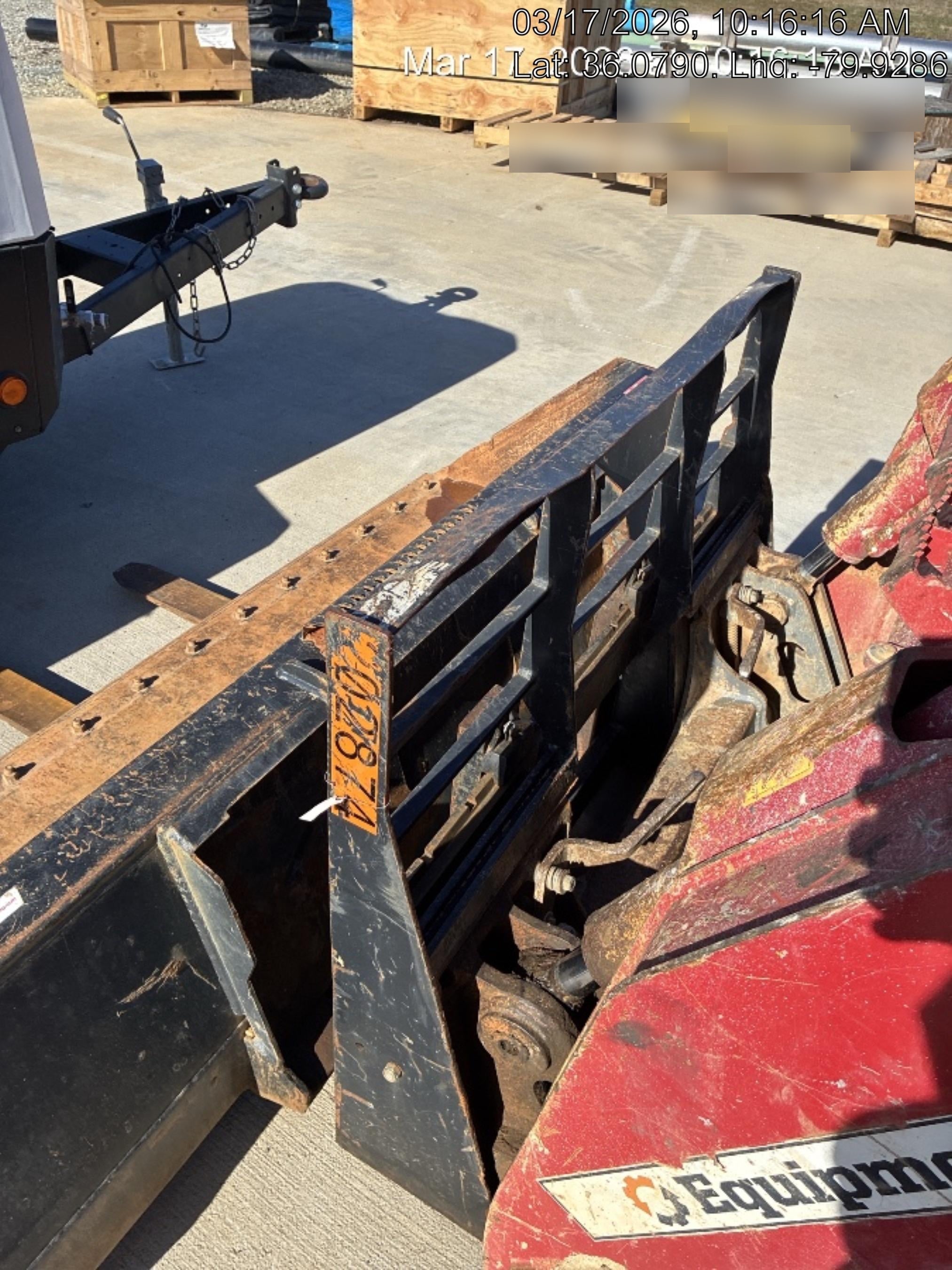 2022 ARROW MATERIAL HANDLING 60" Pallet Forks - Arrow