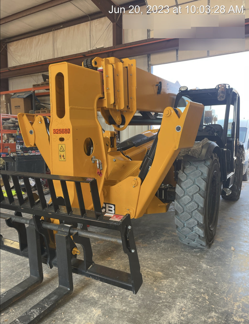 2023 JCB 510-56