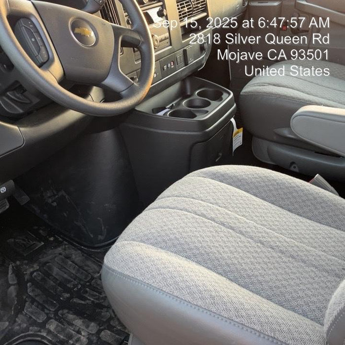 2025 CHEVROLET Express Van - Rental