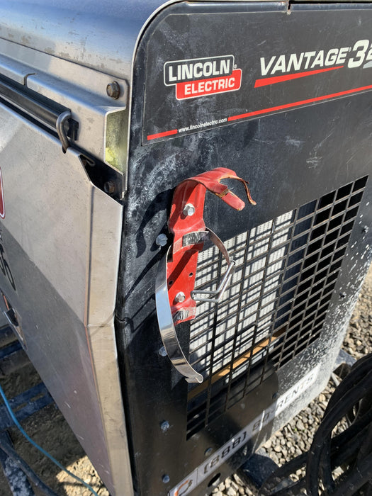 2019 Lincoln Electric Vantage 322 Welder Ready-Pak 3, Two wheel trailer, Fender and Light kit, Cable Rack