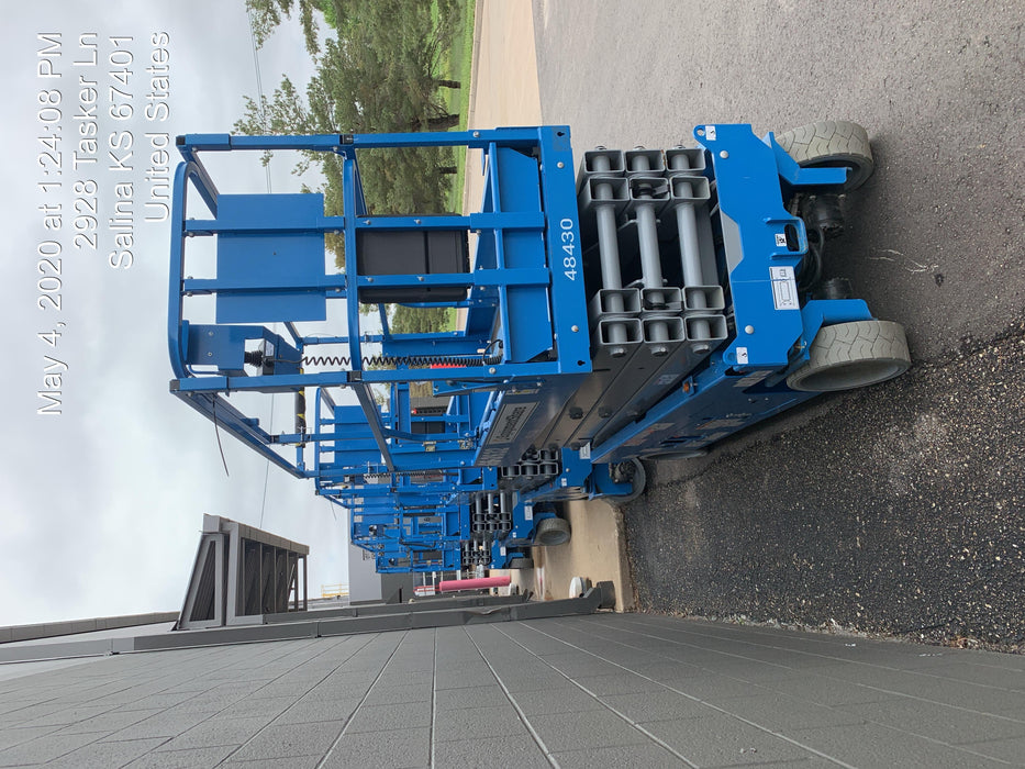 2019 Genie GS-2632 Folding rails with half height swing gate