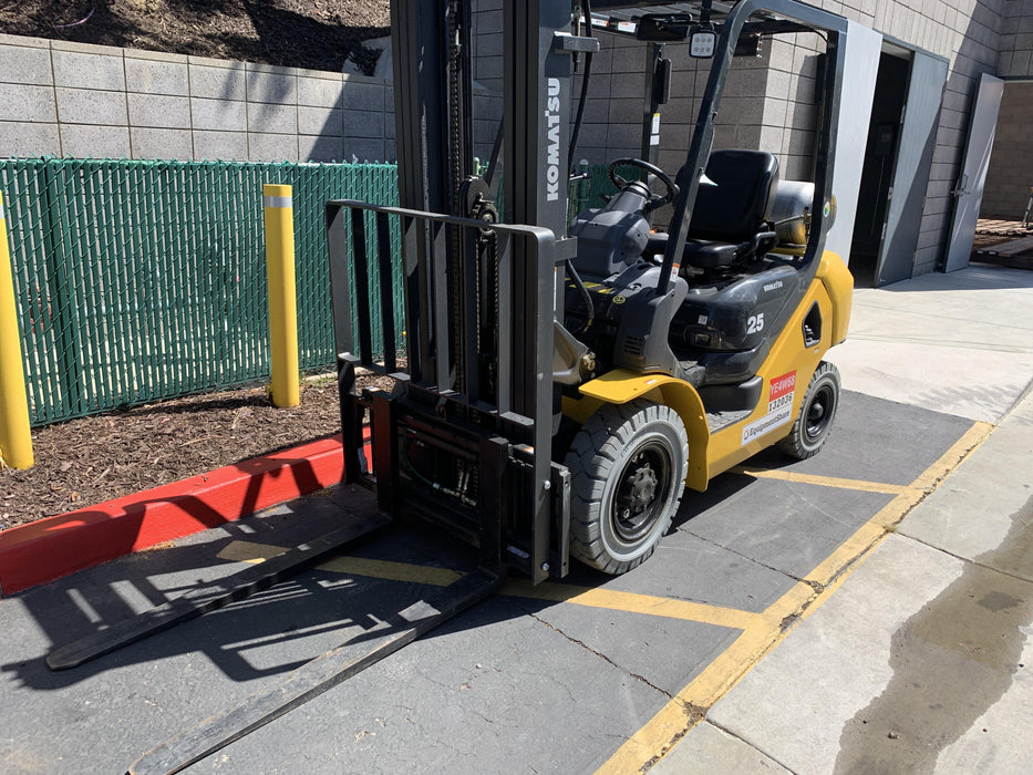 2020 KOMATSU FG25T-16