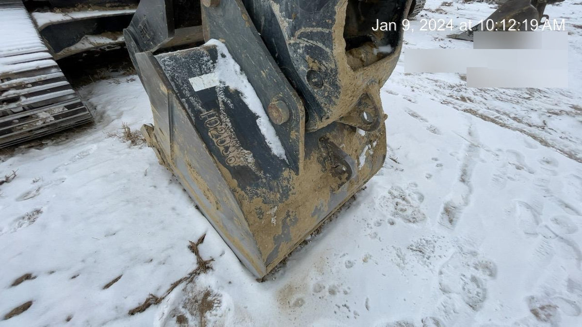 2019 DOOSAN 42" Excavator Bucket