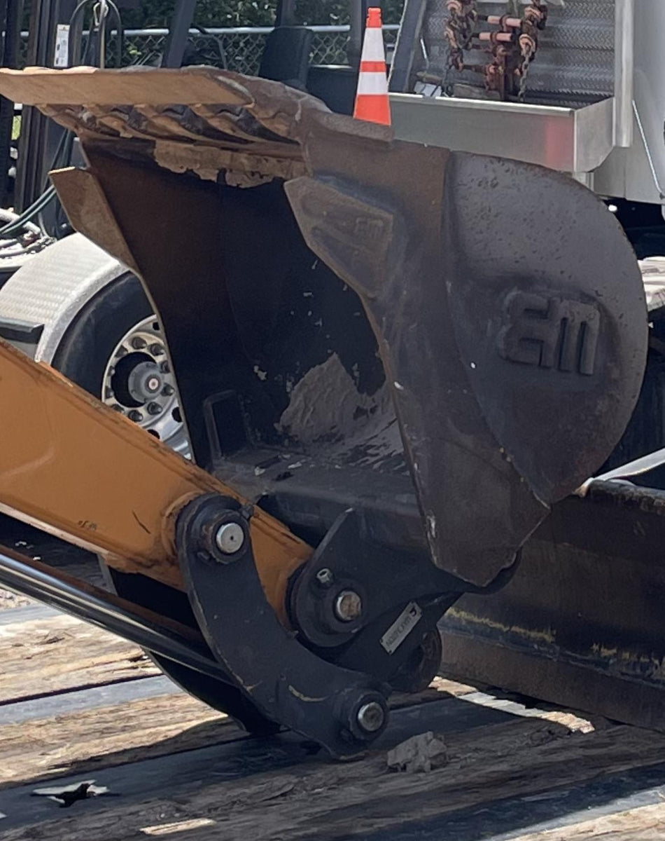 2018 WERK-BRAU 24" Bucket-WERK-BRAU
