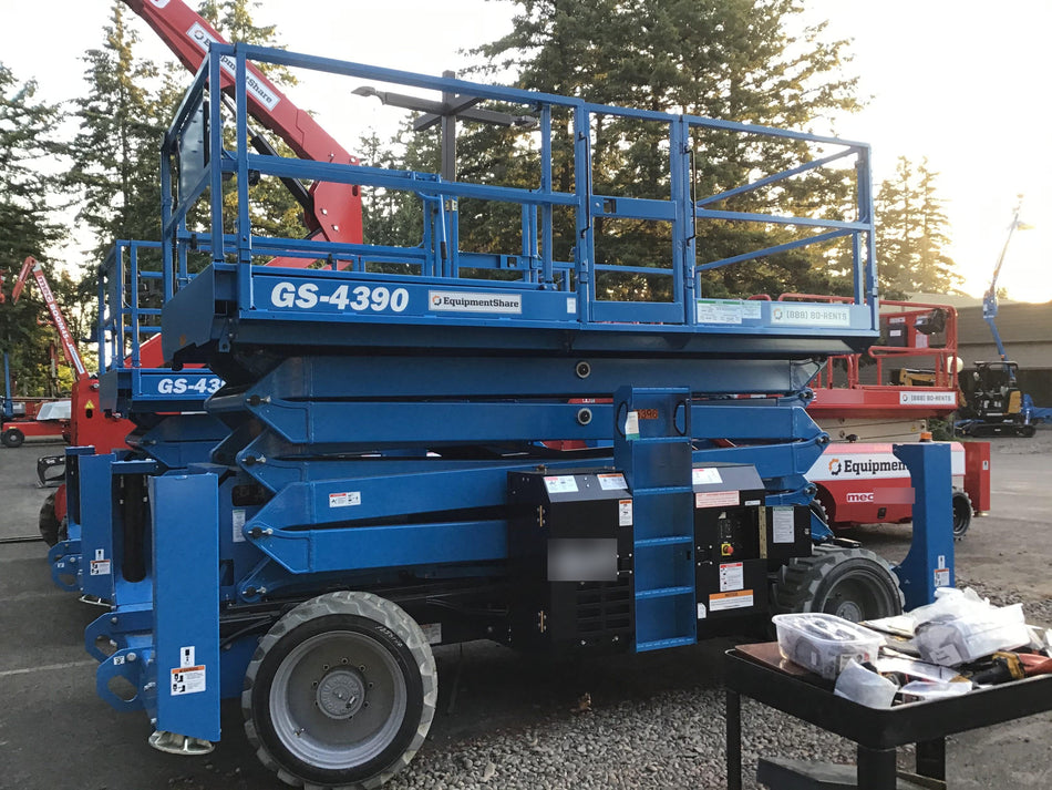 2020 GENIE GS-4390 RT