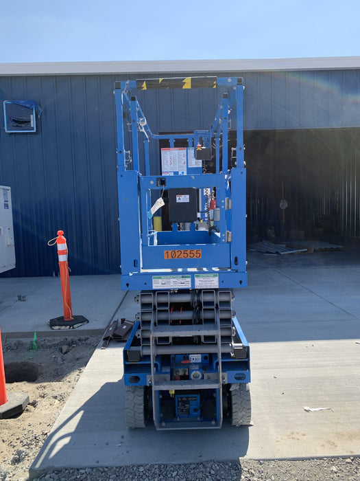 2020 Genie GS-1930 Solid Non Marking Tires, Beacon, Folding rails with half height swing gate, 800W Inverter