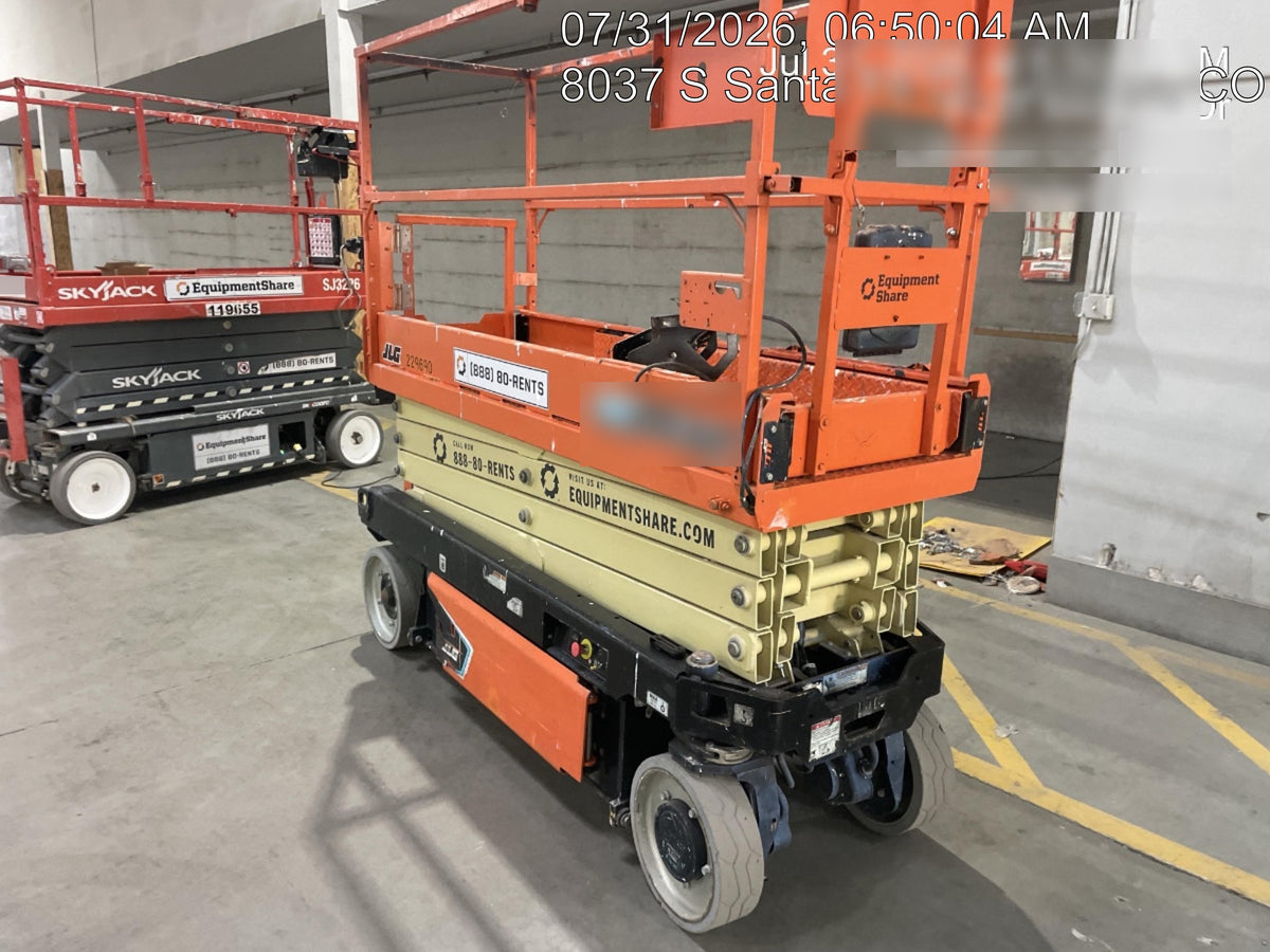 2022 JLG ES2632