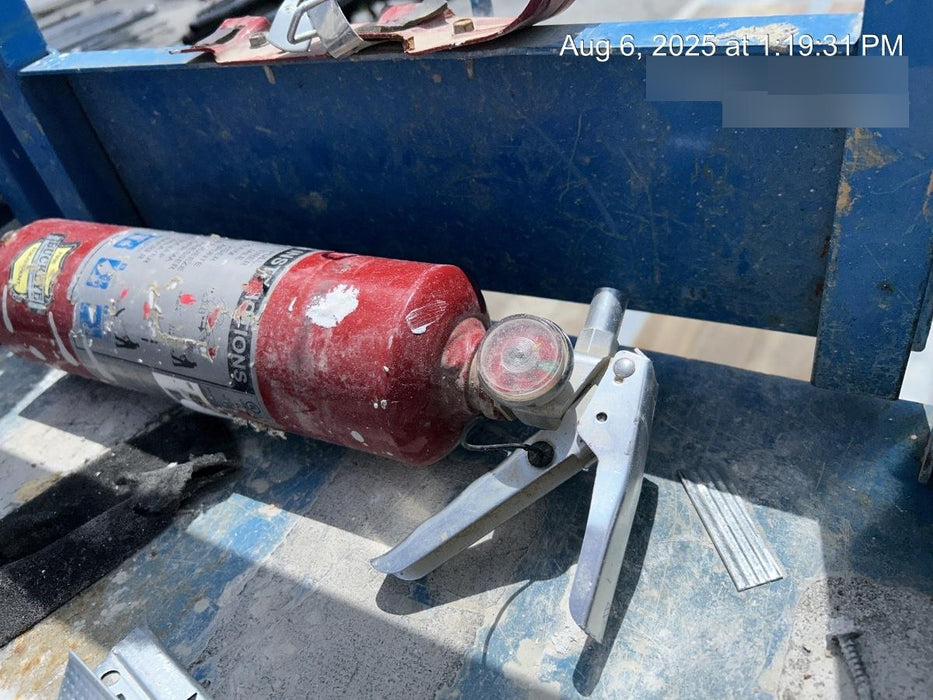 2020 Genie GS-3232 Standard, Folding half height swing gate, 800W Inverter