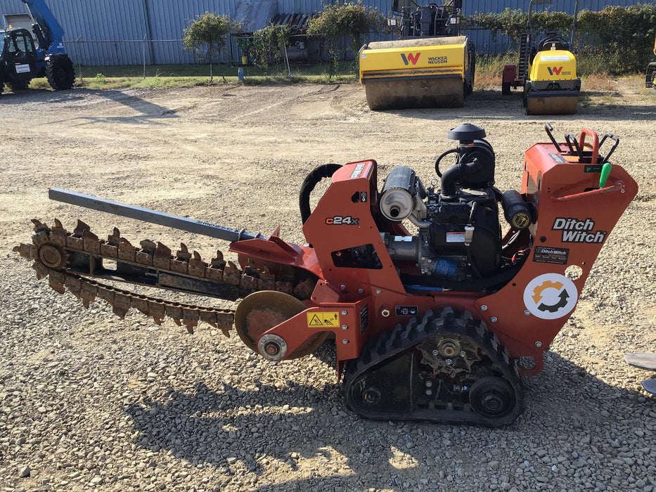 2020 DITCH WITCH C24XA