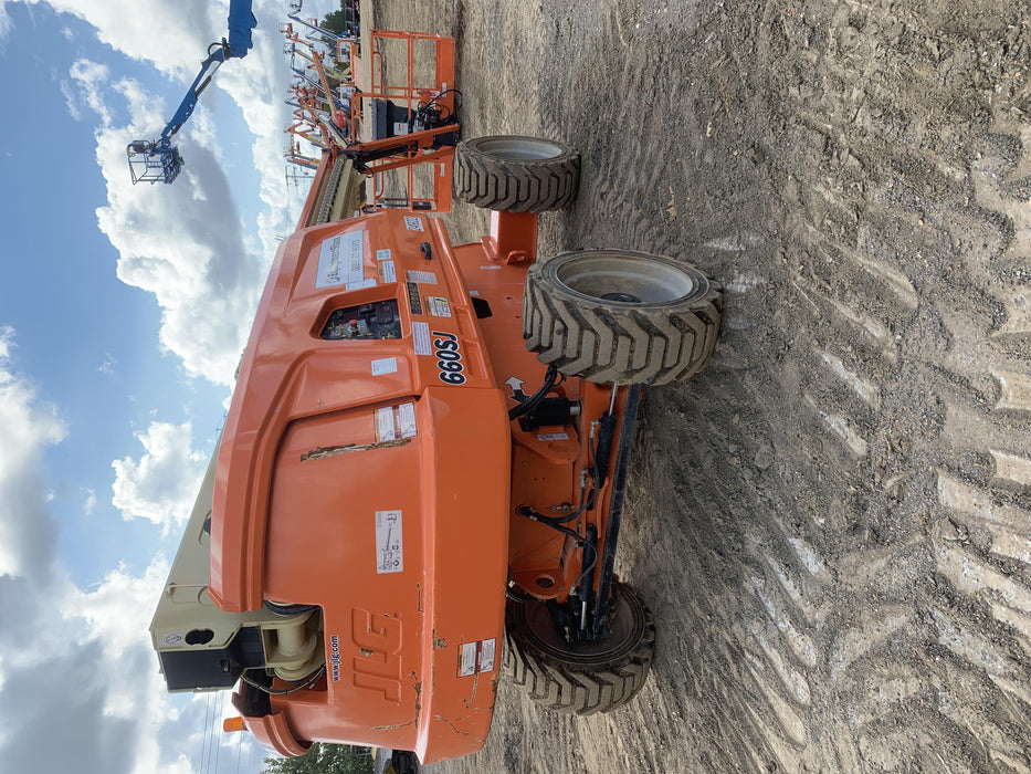 2019 JLG 660SJ