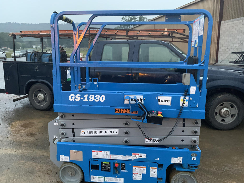 2020 Genie GS-1930 Fixed rails with chain entry gate - Pre A92.20