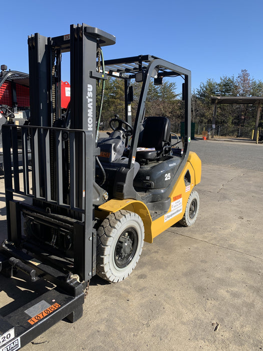 2021 KOMATSU FG25T-16