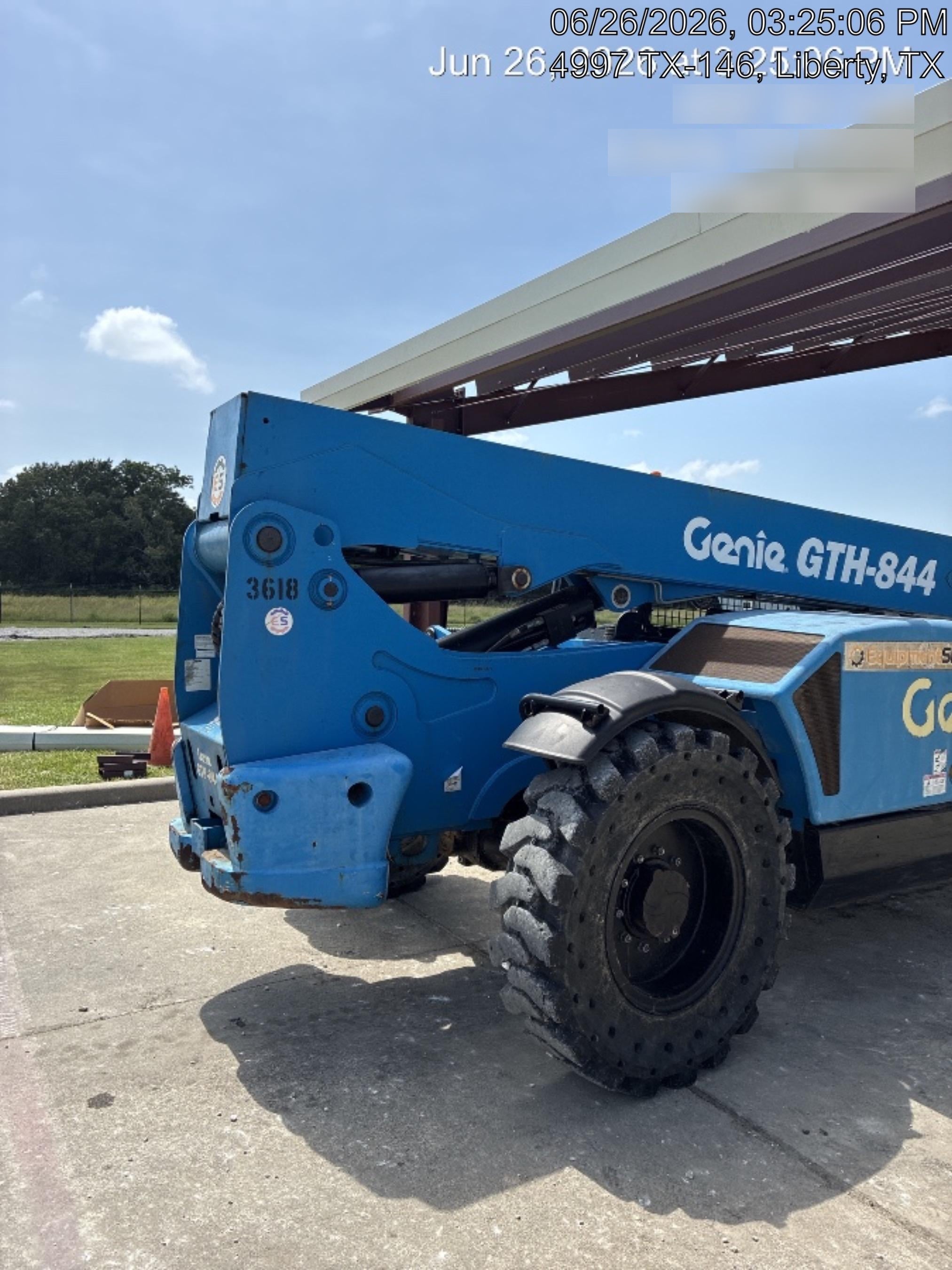 2017 GENIE GTH-844