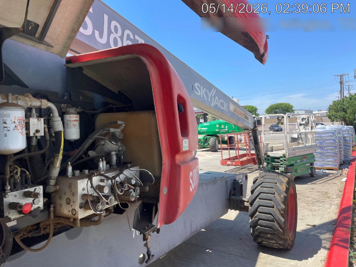 2018 Skyjack SJ86T Skyjack SJ86T w/Diesel Engine, Foam Filled Tires, Flashing Beacon, Glazier Kit