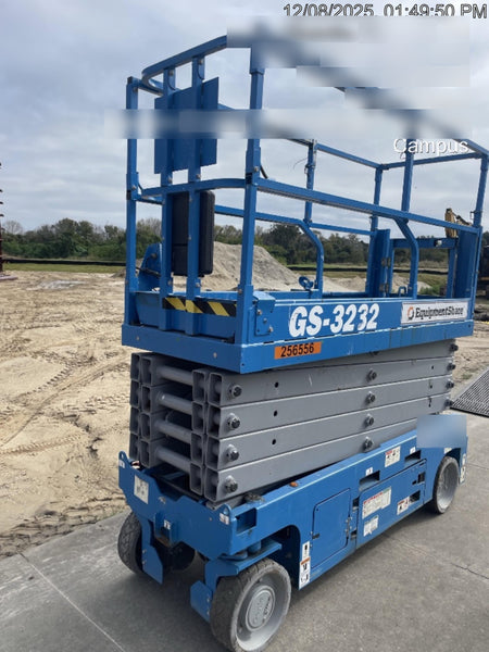 2022 GENIE GS-3232